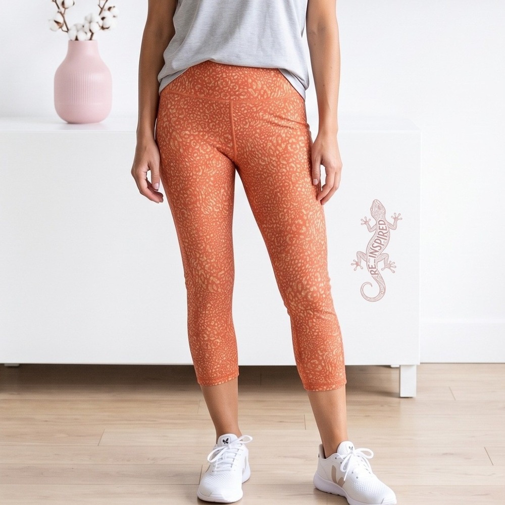 Tek Gear Leggings Women Large Orange Animal Print Capri Workout Gym Yoga Pocket‎
